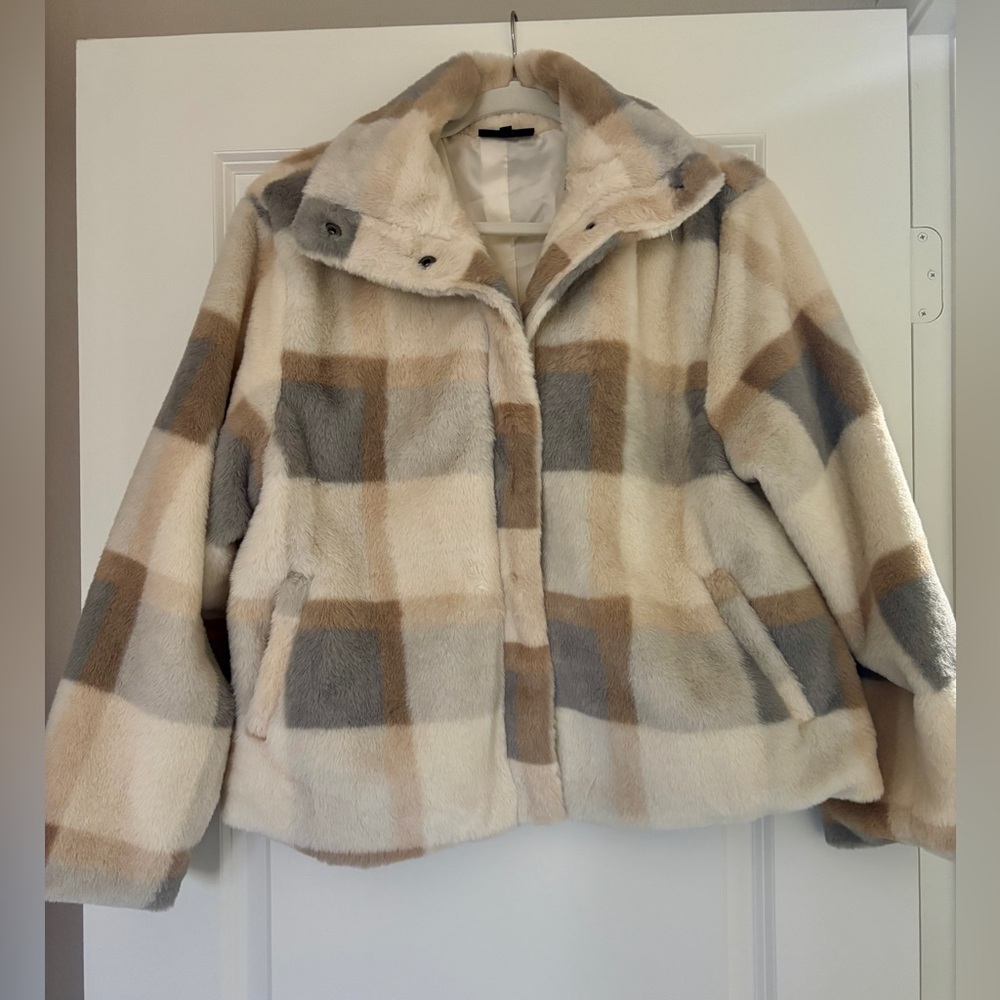 Vici Plaid Faux Fur Jacket in Cream and Gray and Tan S
